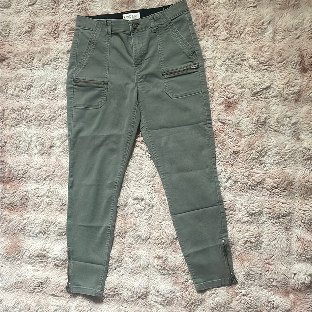 Olive Green Skinny Pants with Side Zipper Details